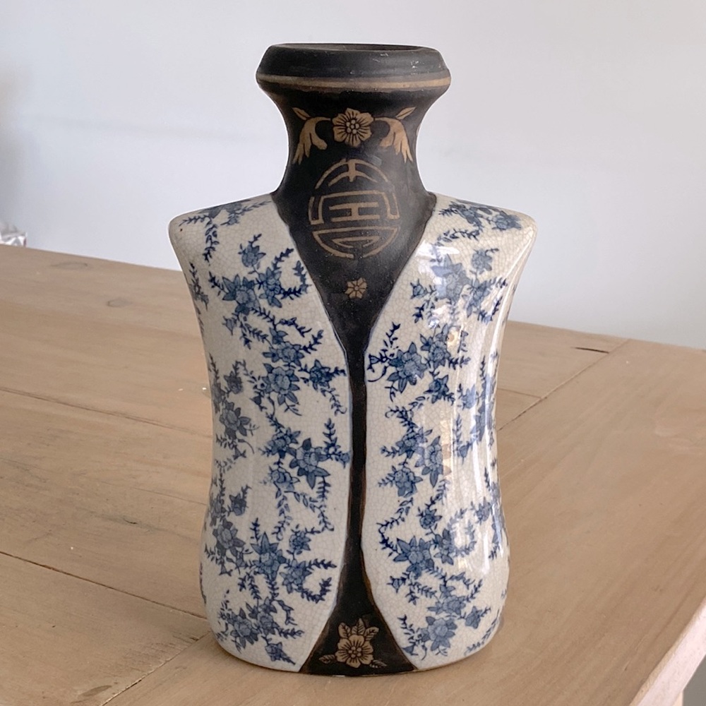 Chinese Ceramic Torso Necklace Stand Blue Floral Pattern